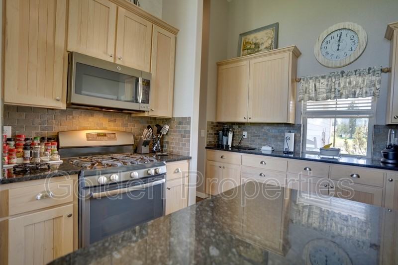 169 Ironwood Dr - Photo 3 of 30