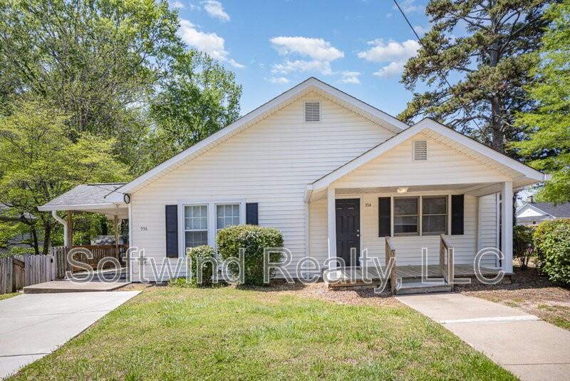 554 Spring St Sw - Photo 2 of 22