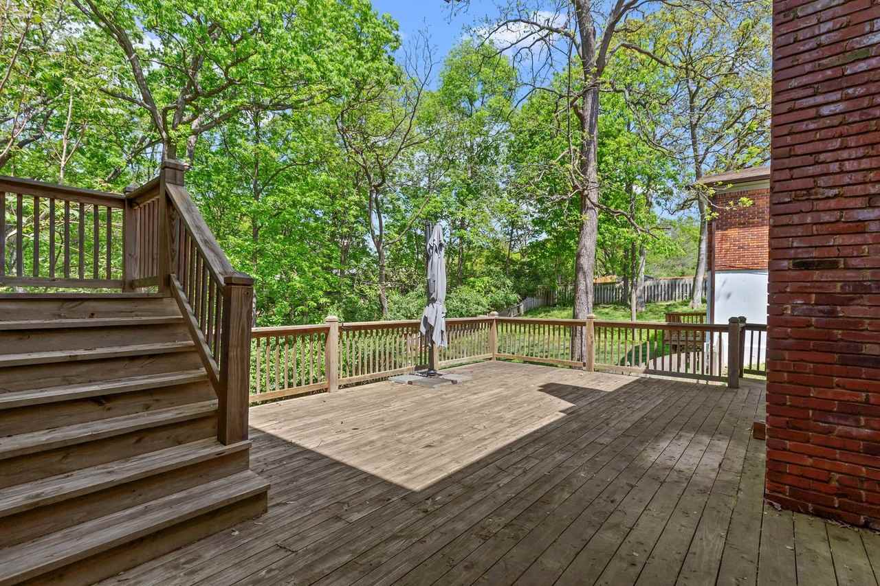 1681 Sunnyridge Rd - Photo 3 of 35