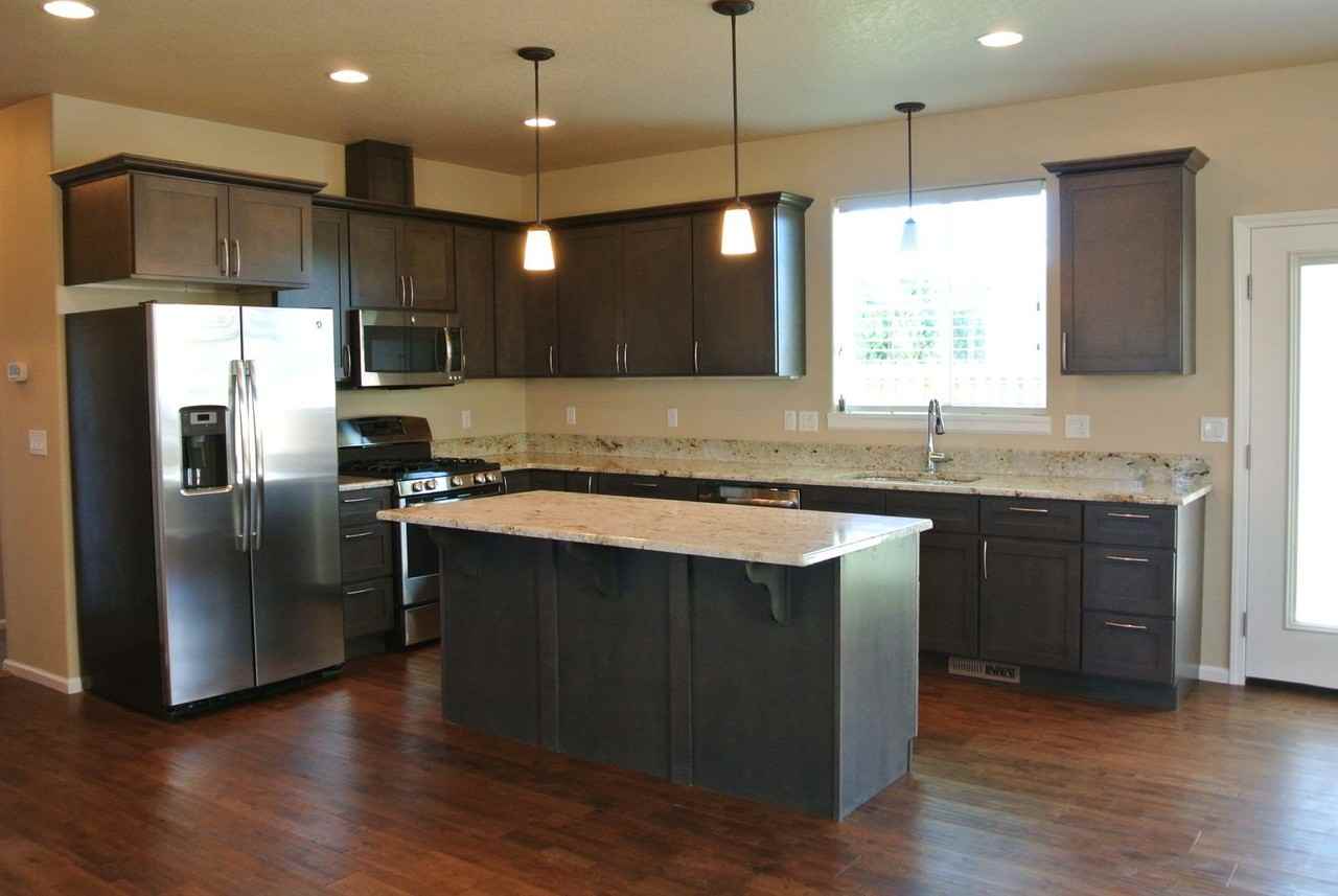 2620 Newton St - Photo 6 of 27