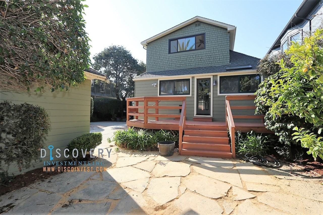 4184 Montgomery St - Photo 3 of 32