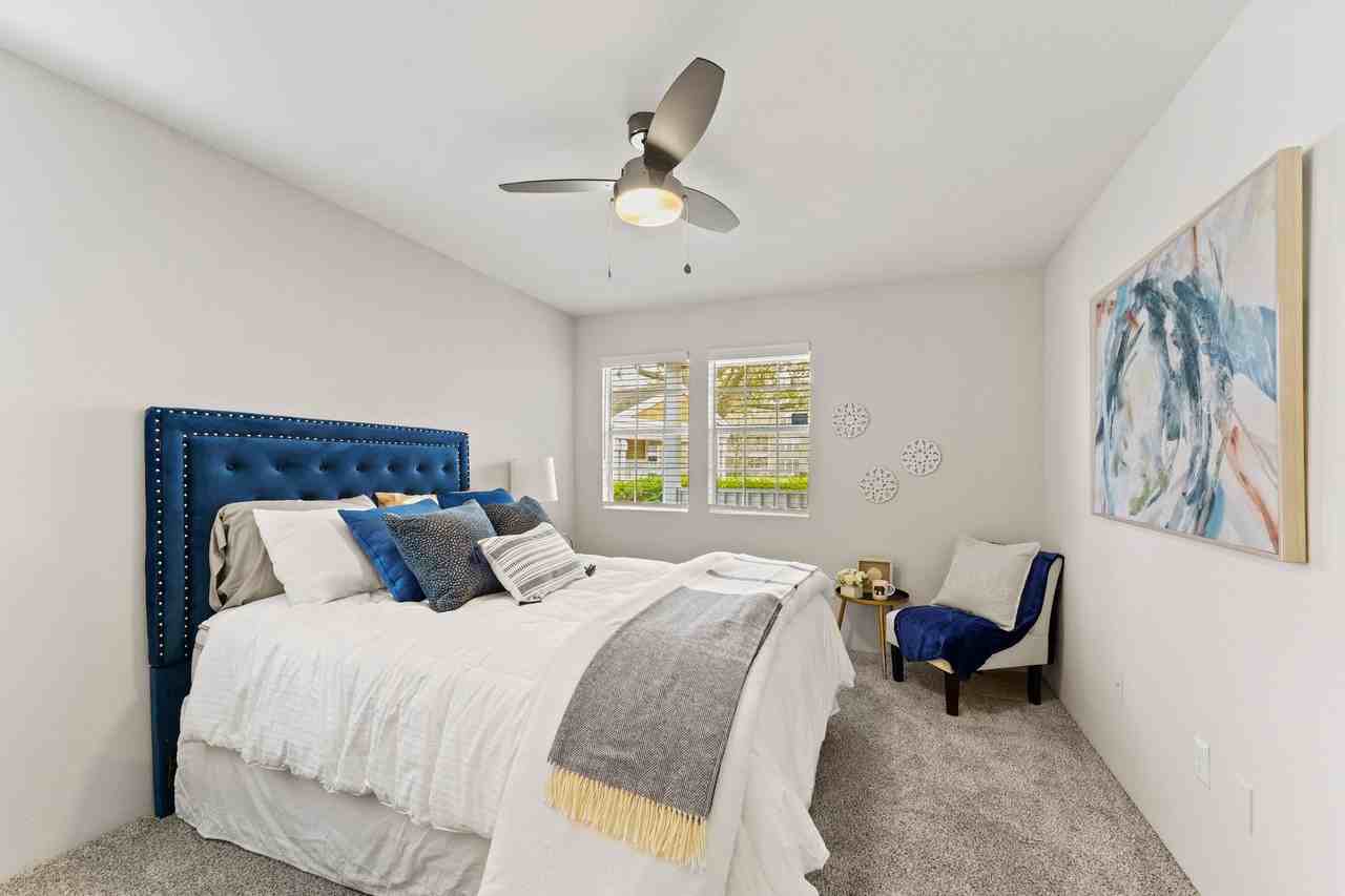 Villas at St. Johns - Photo 7 of 19