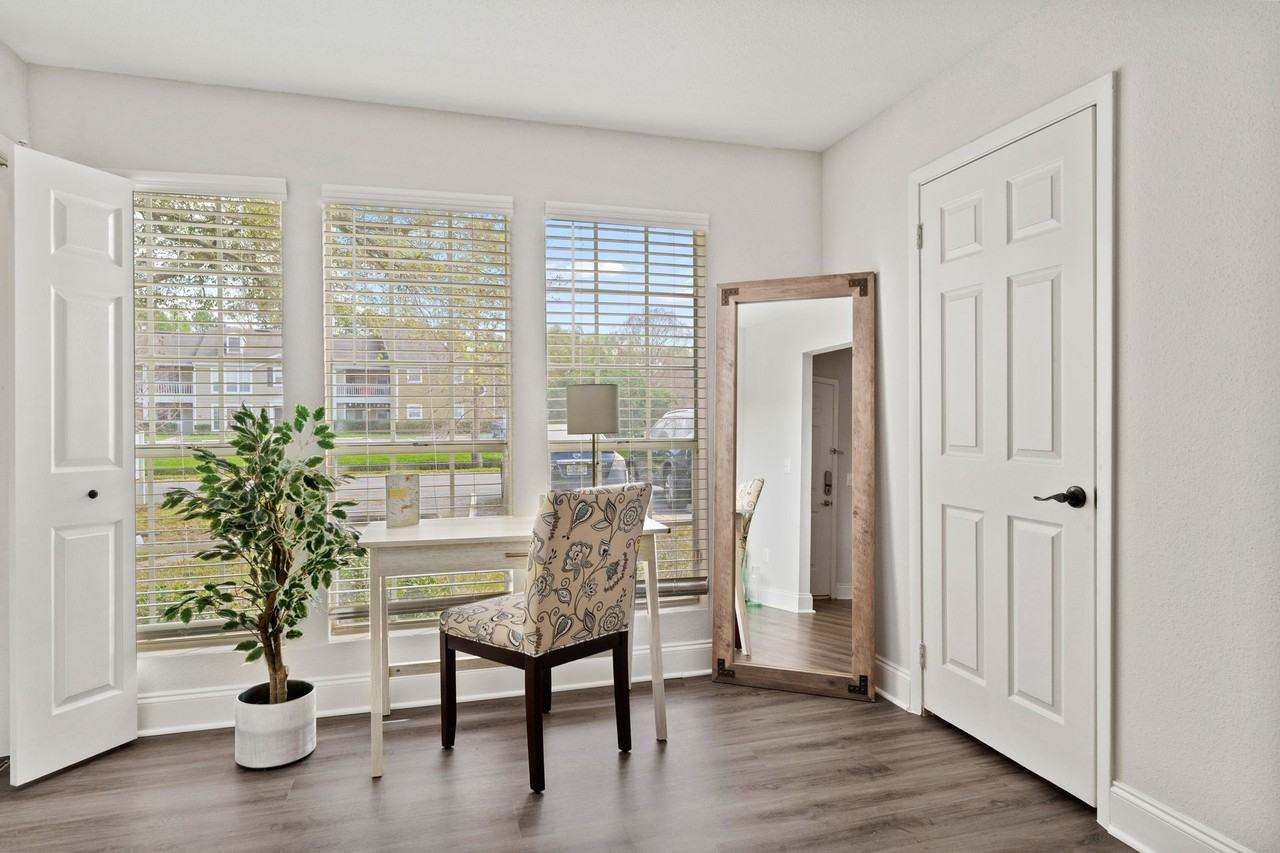 Villas at St. Johns - Photo 2 of 19