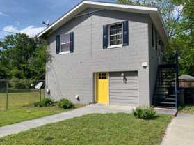 302 Henry St #A - Photo 1 of 1