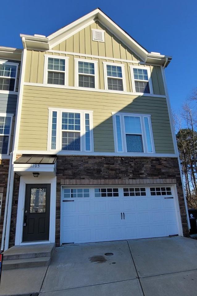 1105 Boxcar Way - Photo 2 of 31