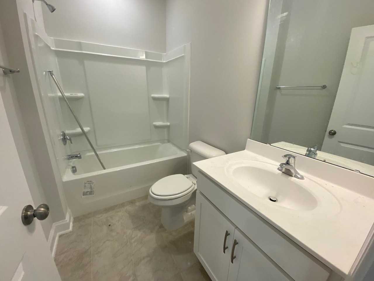 2819 Macbeth Ln - Photo 3 of 15