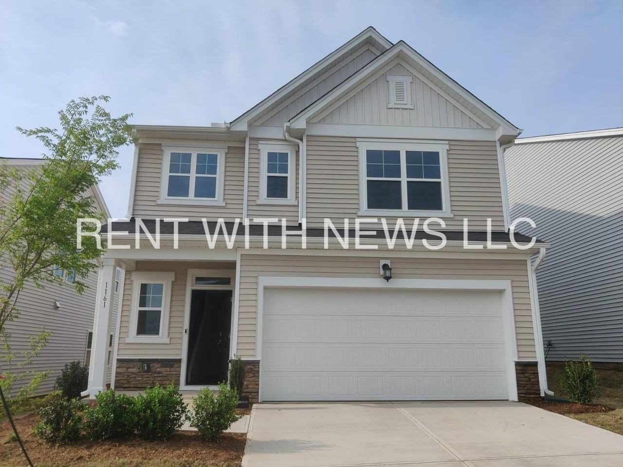 1161 Atterlee Ln - Photo 2 of 26