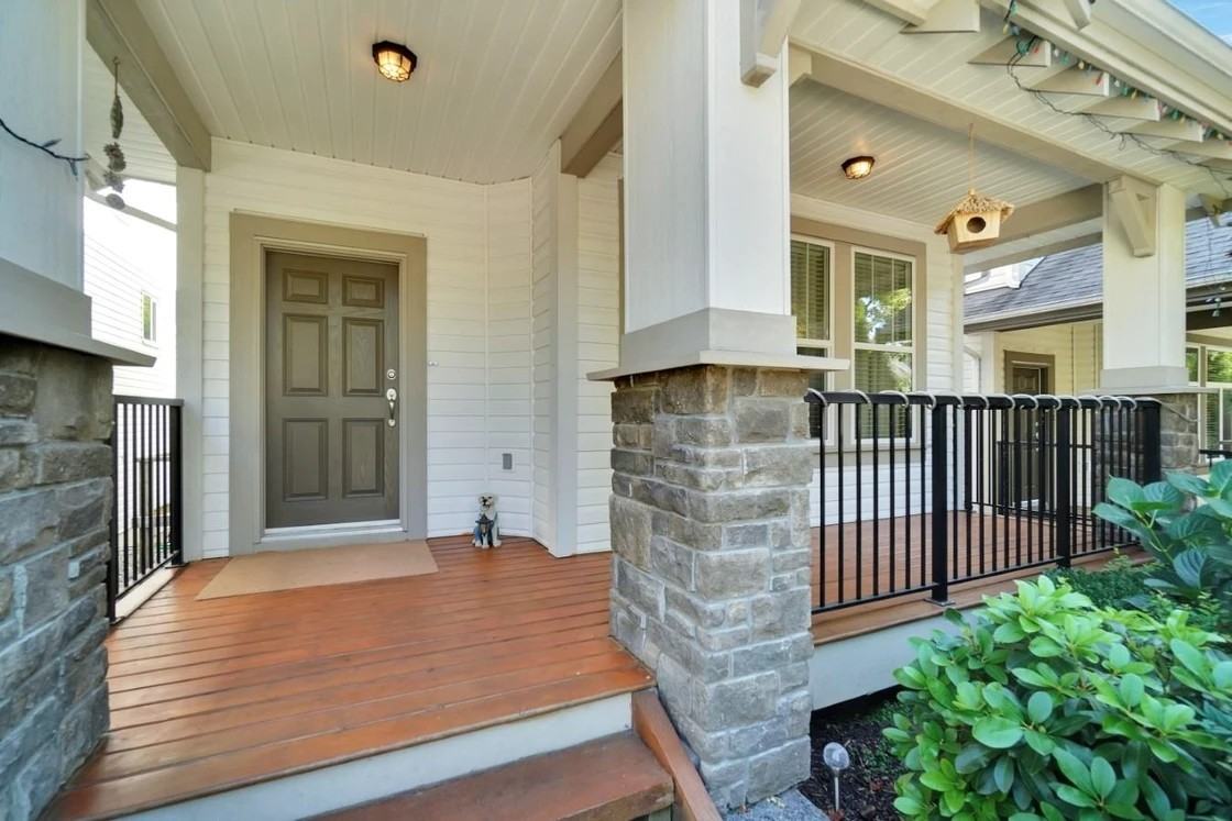 3398 Wilkie Avenue - Photo 3 of 32