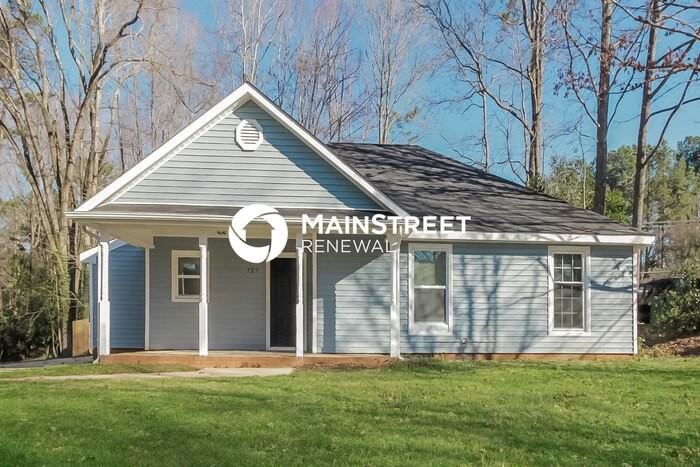 727 Mattingwood Dr - Photo 3 of 16