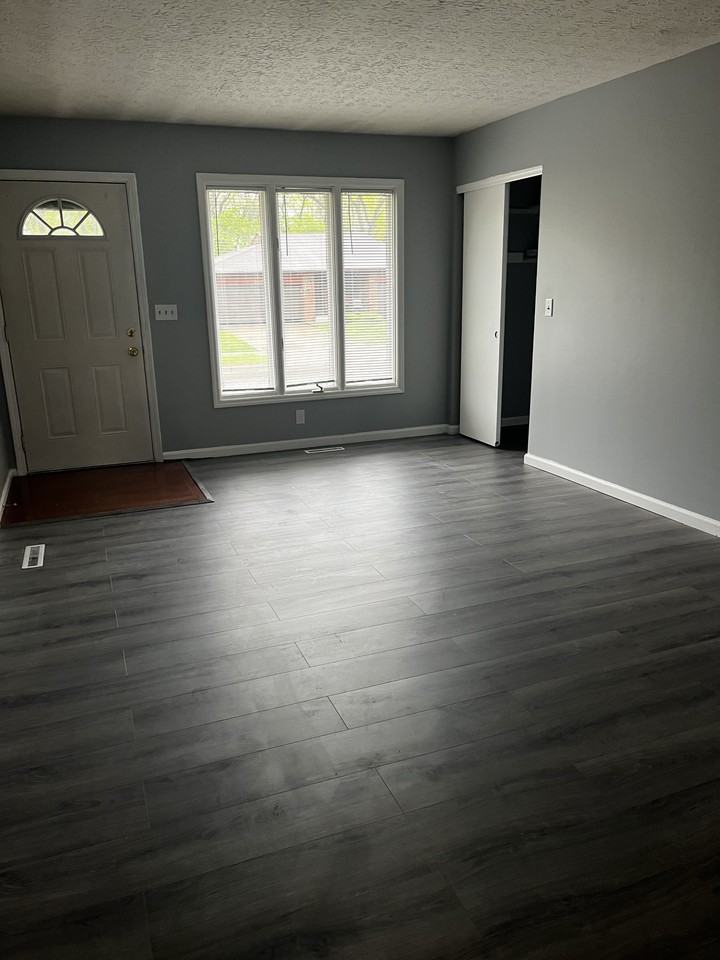 2808 Blendon Woods Blvd #2808 - Photo 2 of 13