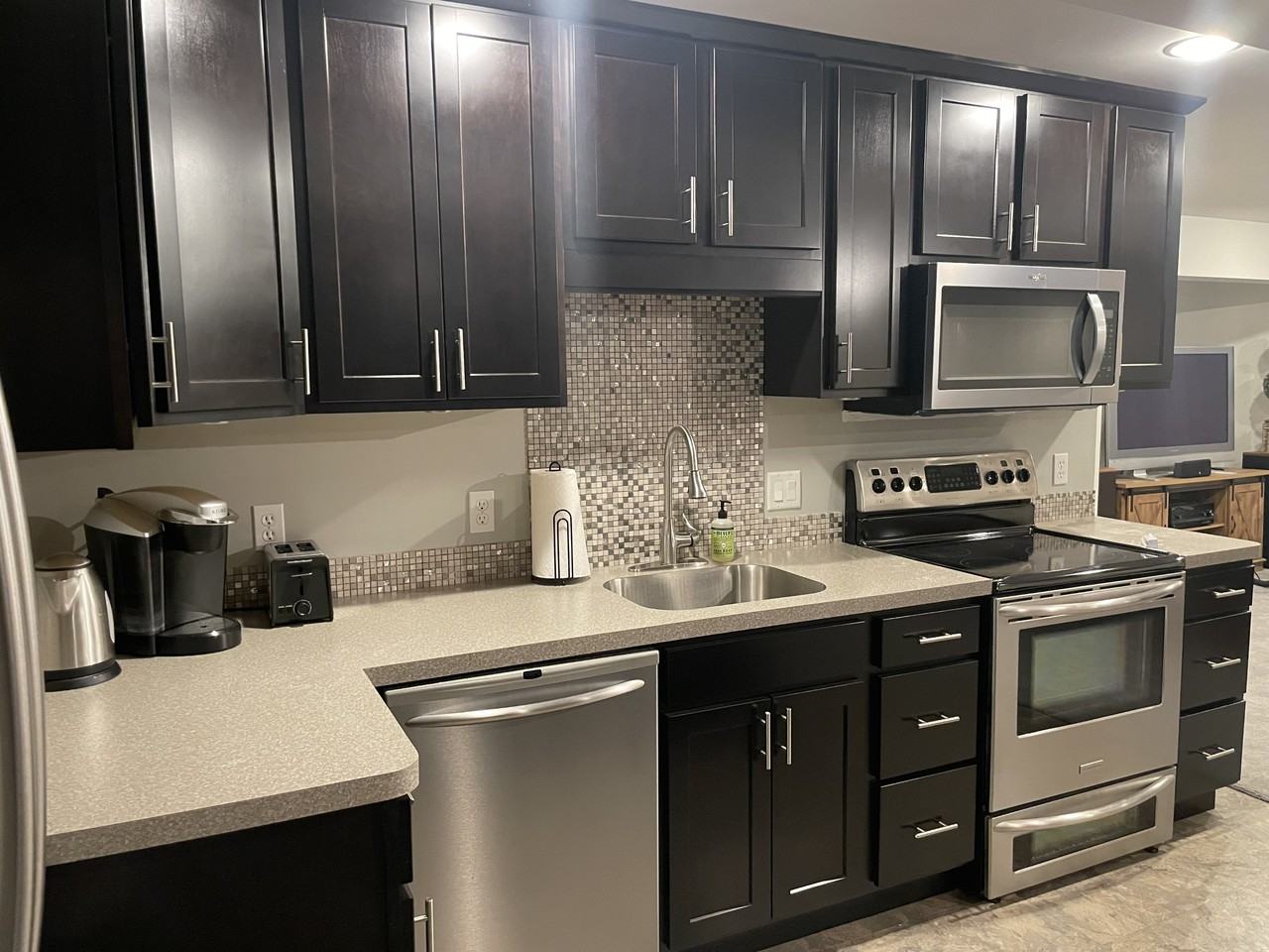 113 Hawk Ridge Rd - Photo 2 of 28