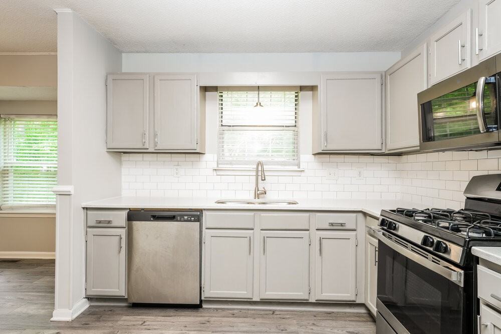 6609 Swift Creek Rd - Photo 7 of 17