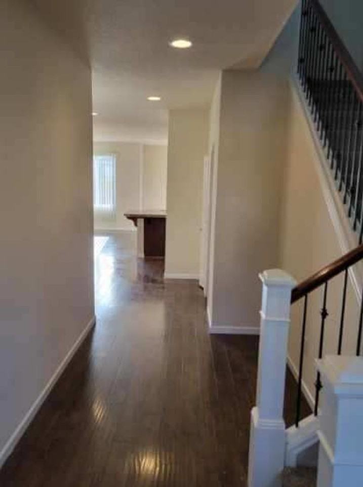 12281 Se Olympic St - Photo 3 of 13