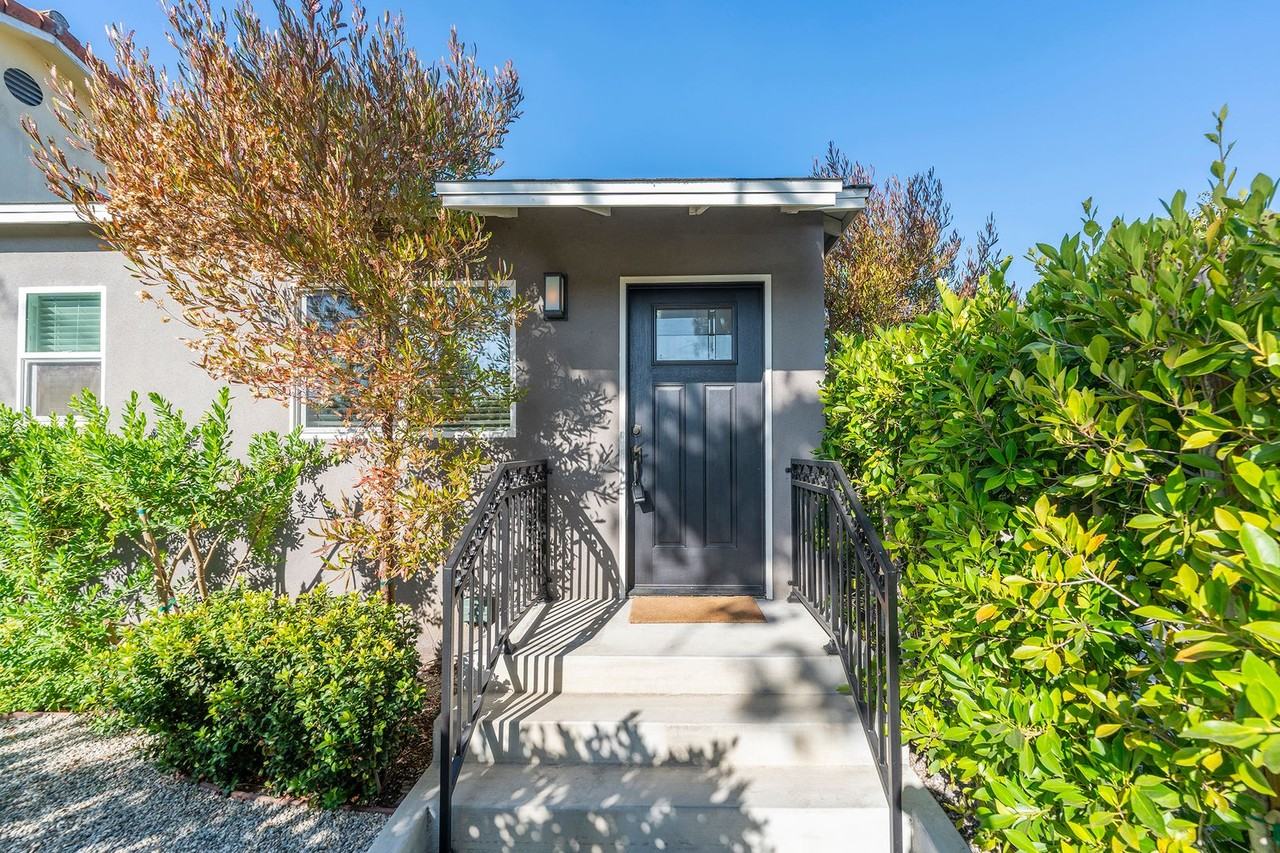 10847 Jefferson Blvd - Photo 2 of 28