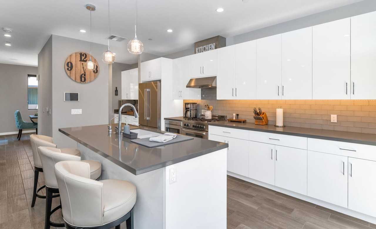 6990 E 6th St #1007 - Photo 7 of 32