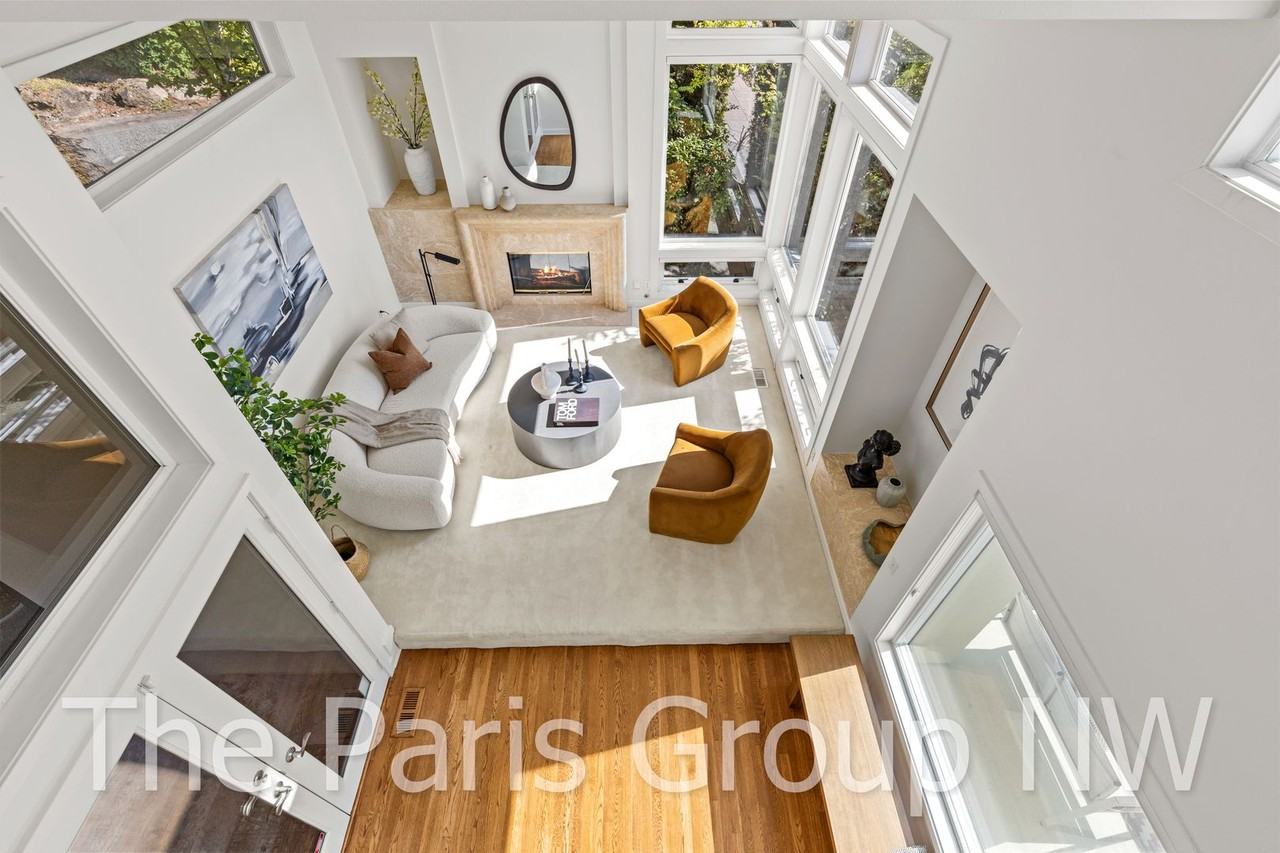 4548 Lake Washington Blvd Ne - Photo 3 of 50