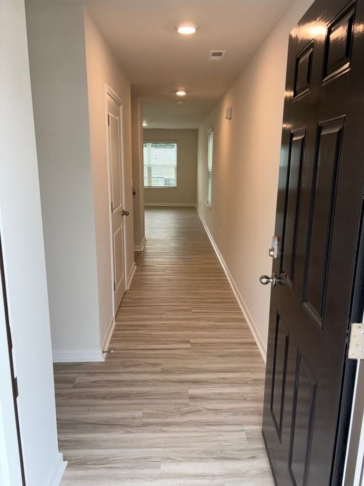 4126 Lurelin Ln - Photo 3 of 44