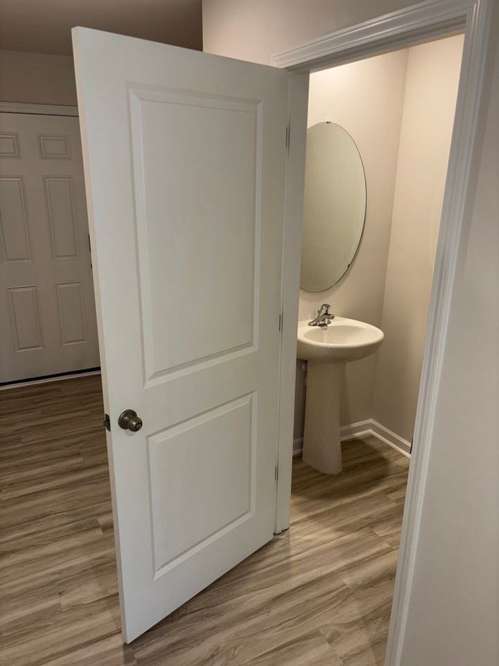 4126 Lurelin Ln - Photo 5 of 44