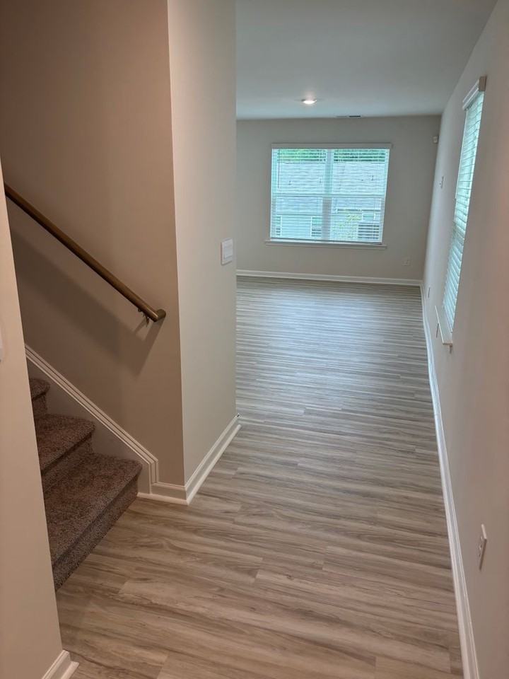 4126 Lurelin Ln - Photo 7 of 44