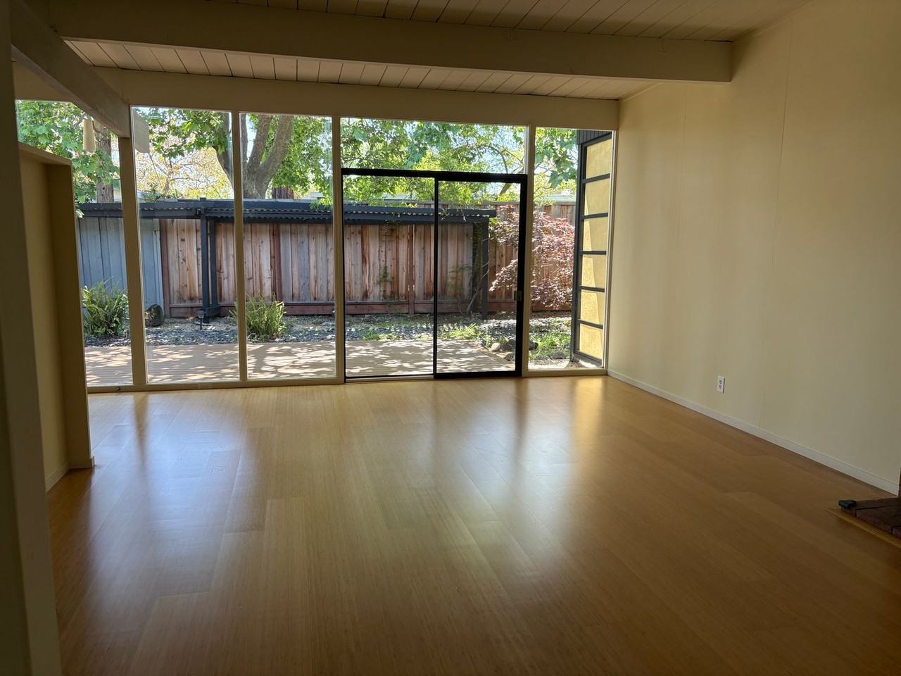 14 Roosevelt Cir - Photo 4 of 18