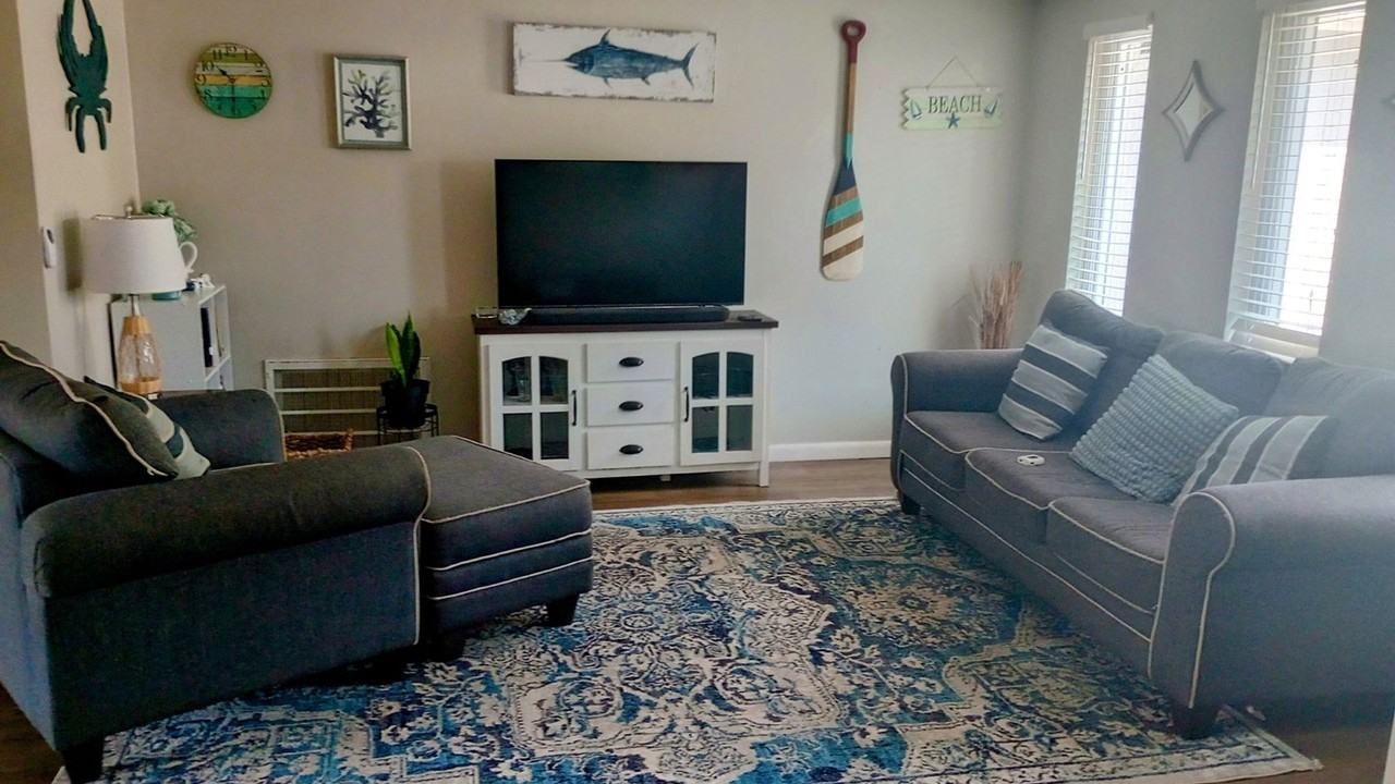 5540 Silver Spur Dr - Photo 2 of 21