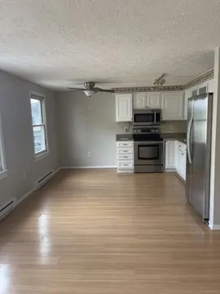 29 Marcy St - Photo 3 of 12