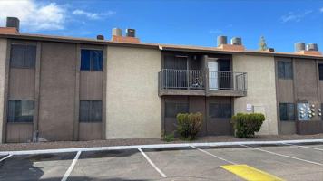 featured image of 1650 West Sahuaro Drive