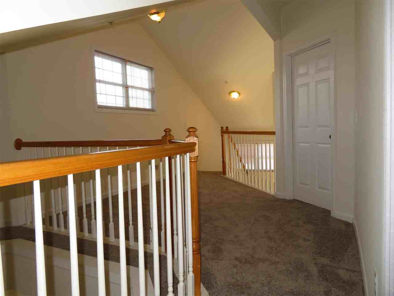 8842 Fairview Blf #1 - Photo 7 of 10