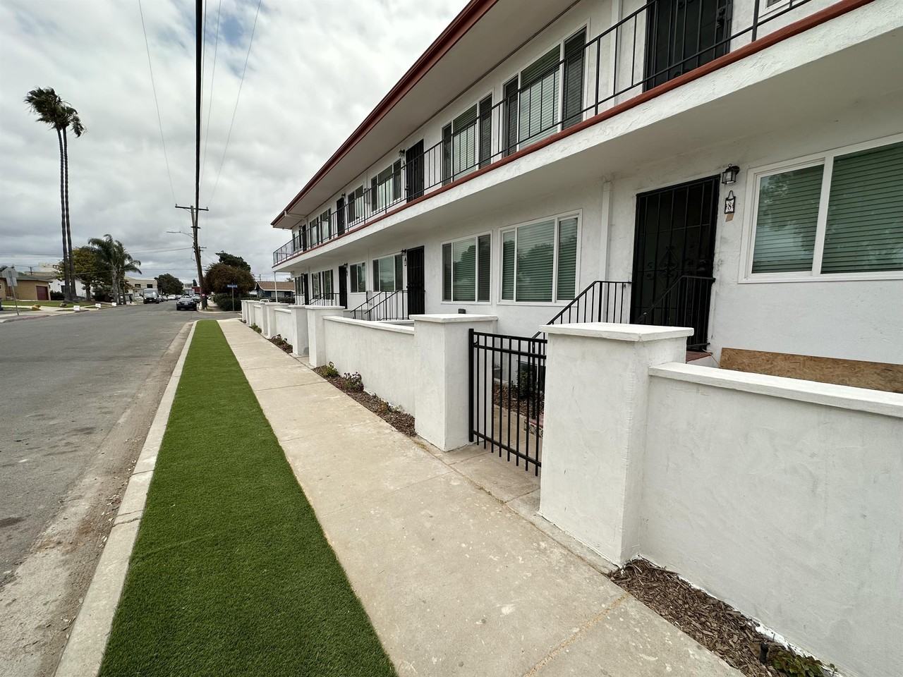 442 Smith Ave #5 - Photo 2 of 15