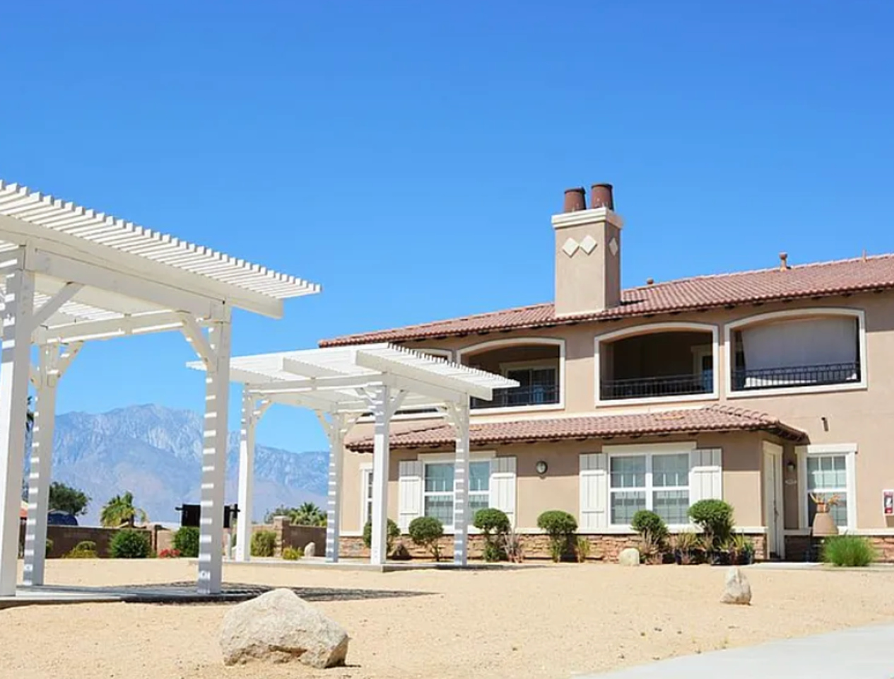 Willow Crest Townhome Apartments - Photo 6 of 11