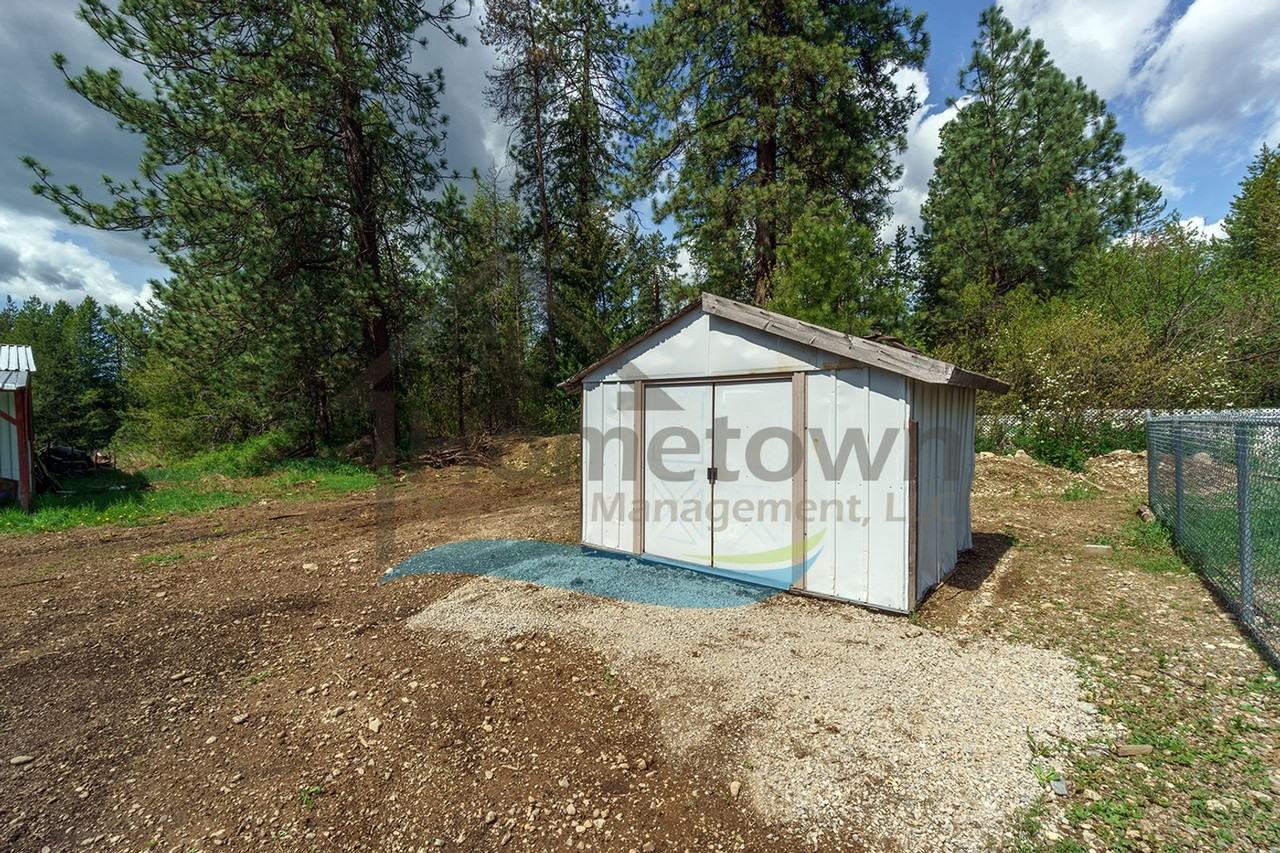 5411 E Grove Ave - Photo 4 of 36