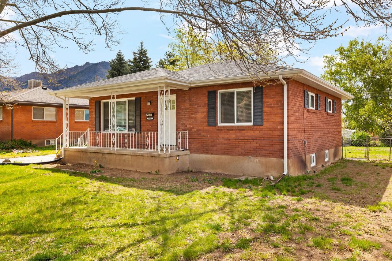 1337 Cross St #NA - Photo 2 of 32