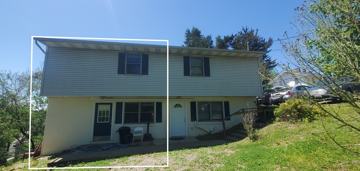 featured image of 806 Price St #B