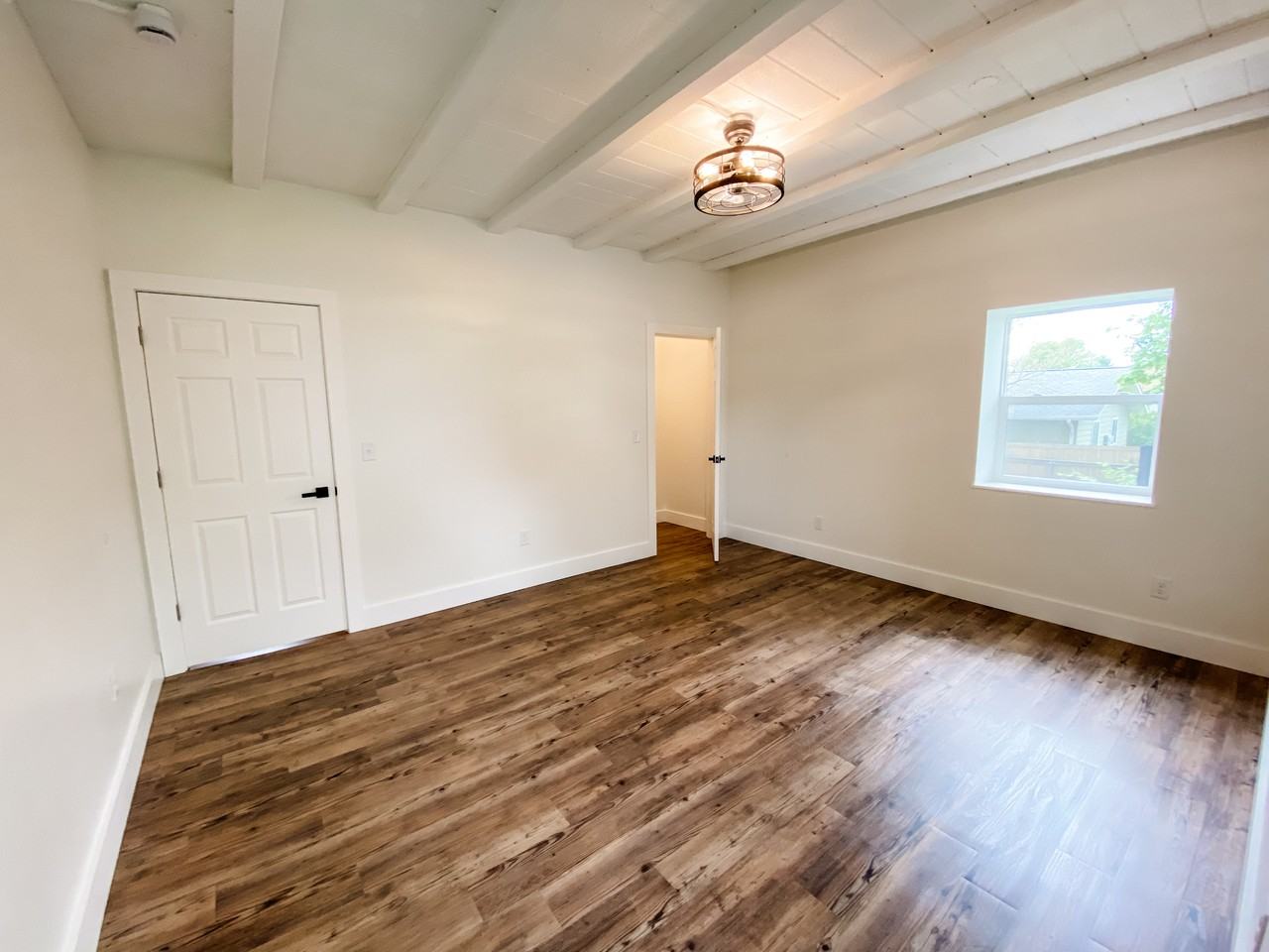 200 N Jackson St #NA - Photo 2 of 12