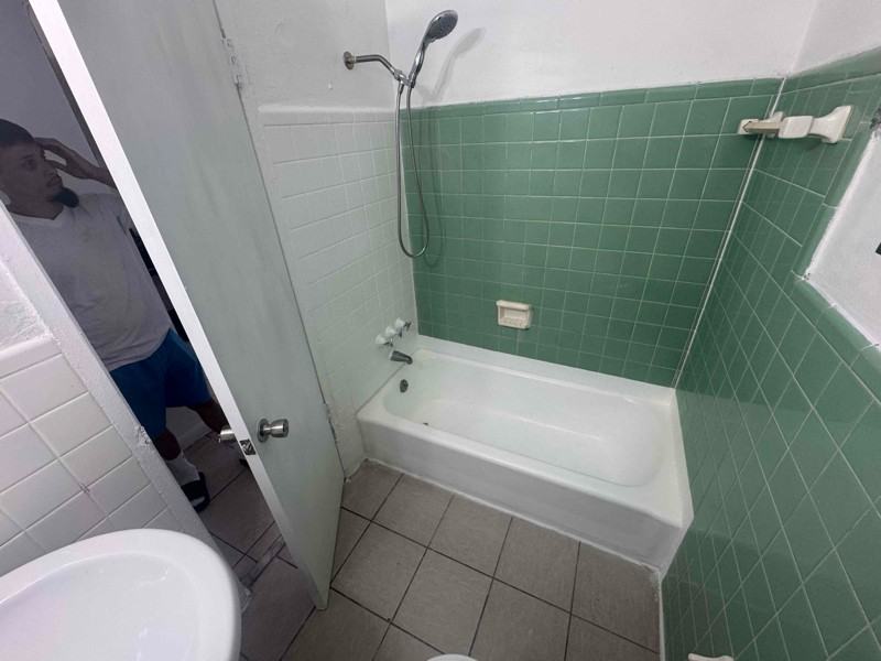 7000 Nw 8th Ave #6 - Photo 2 of 5