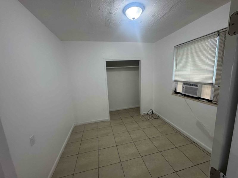 7000 Nw 8th Ave #6 - Photo 5 of 5