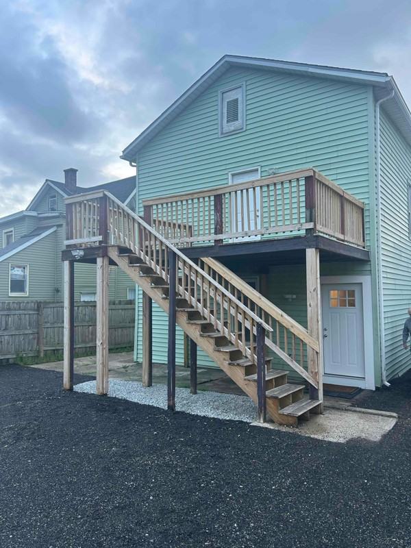 523 W 17th St #2 - Photo 3 of 19