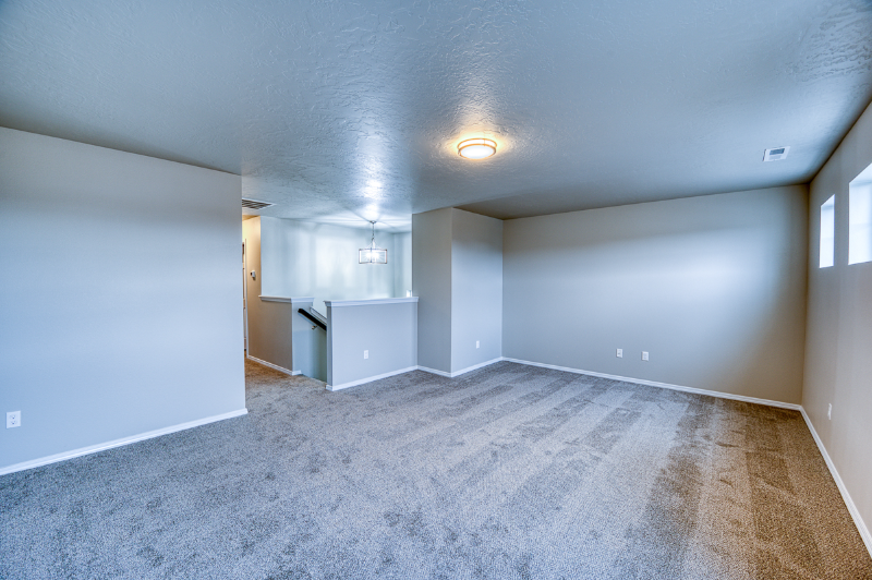 6198 N Carlese Ave - Photo 4 of 20