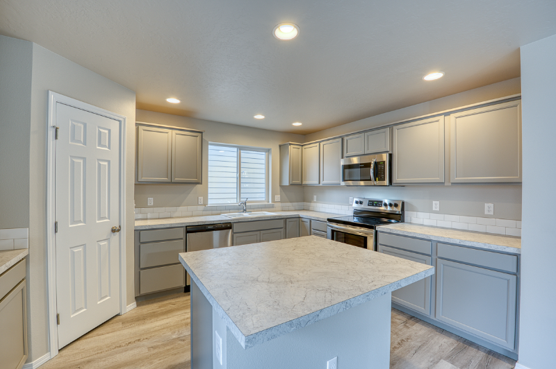 6198 N Carlese Ave - Photo 7 of 20