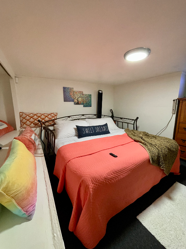 987 4th St - Photo 2 of 10