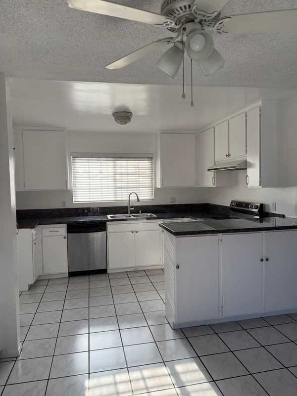 16141 Malaga Ln ##F - Photo 2 of 6