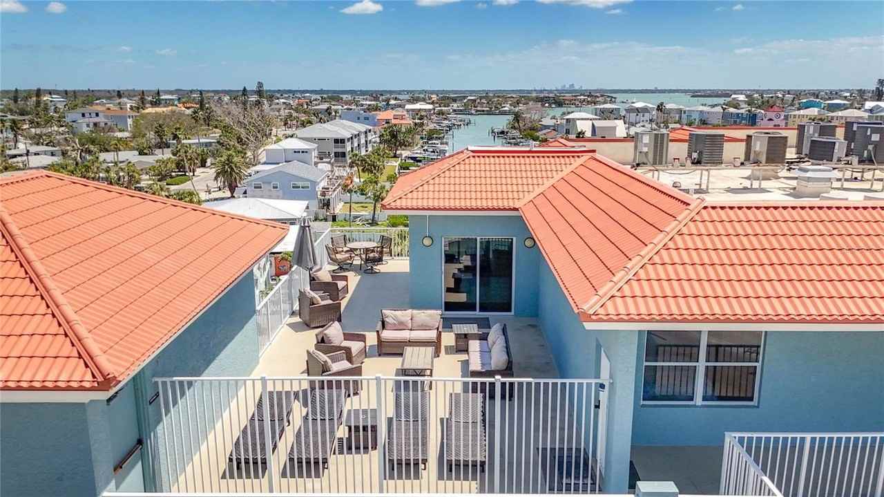 13999 Gulf Blvd #501 - Photo 6 of 50