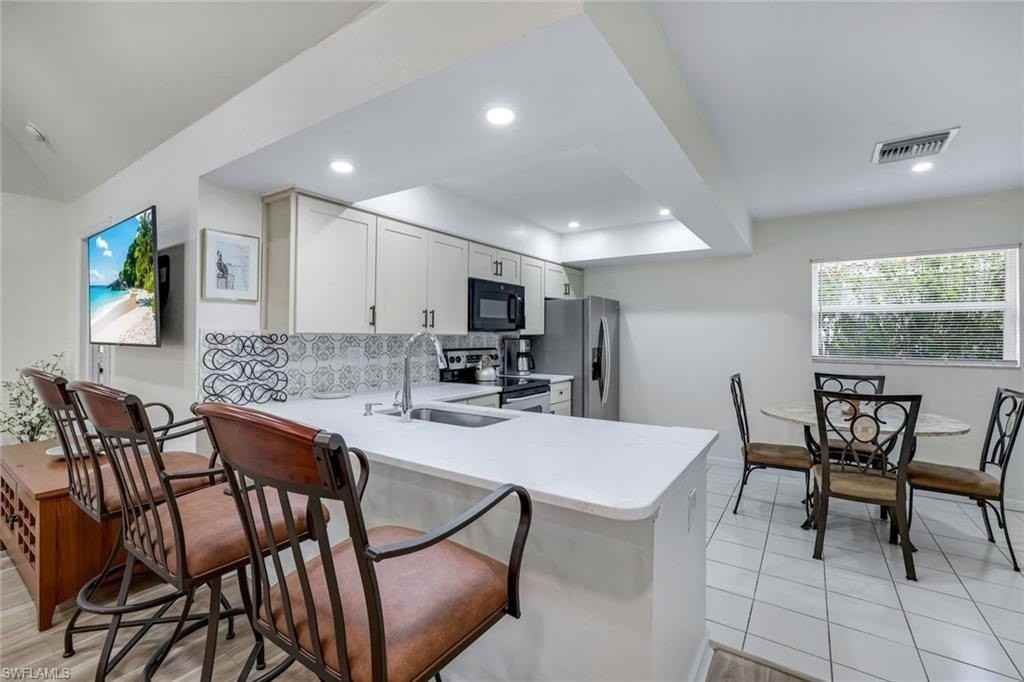 156 Sabal Lake Drive - Photo 5 of 20