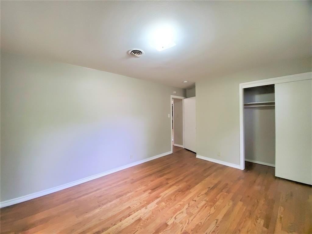 2115 Glenwood Ln - Photo 5 of 23