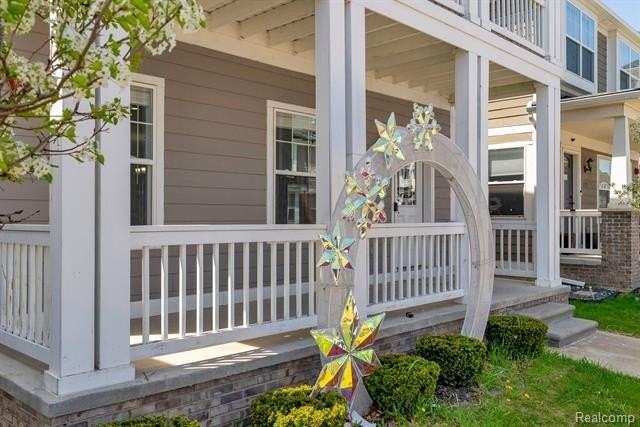 171 Jotham Ave - Photo 3 of 49