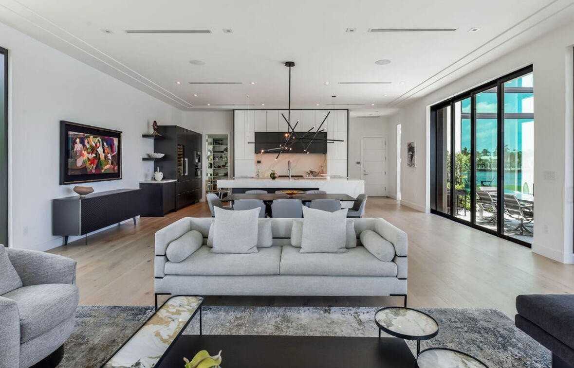 718 Southeast 7th Street - Photo 4 of 25