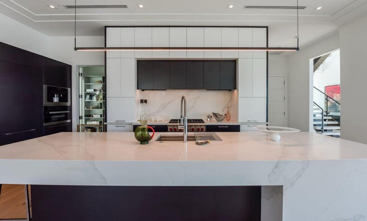 718 Southeast 7th Street - Photo 7 of 25