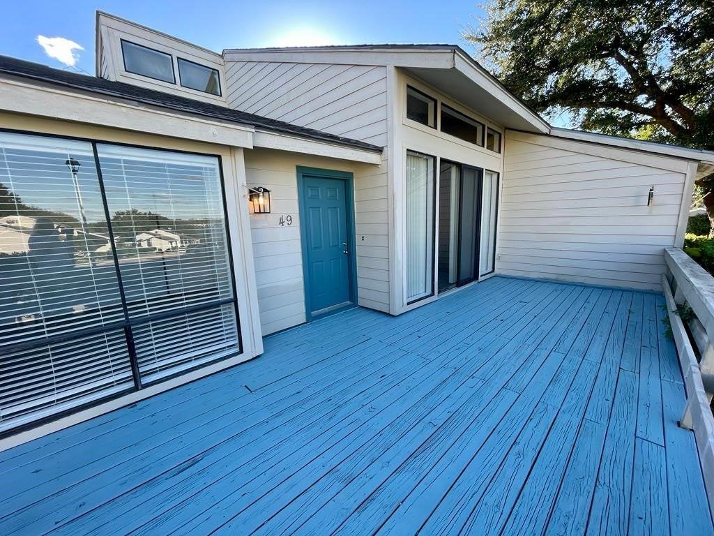 49 April Point Dr N - Photo 7 of 49