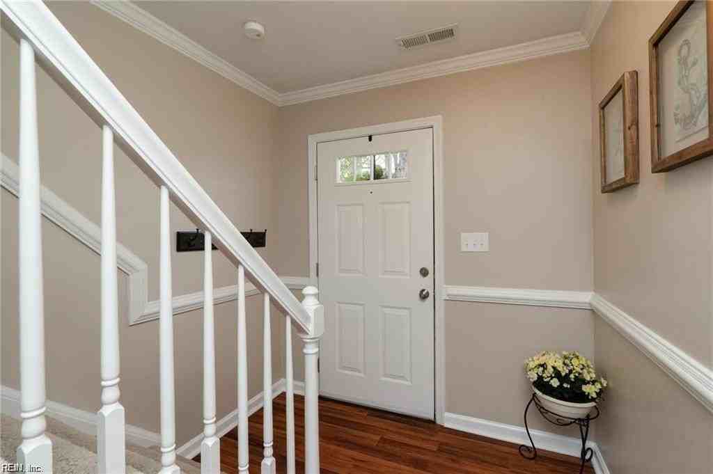 331 Paxford Dr - Photo 3 of 26