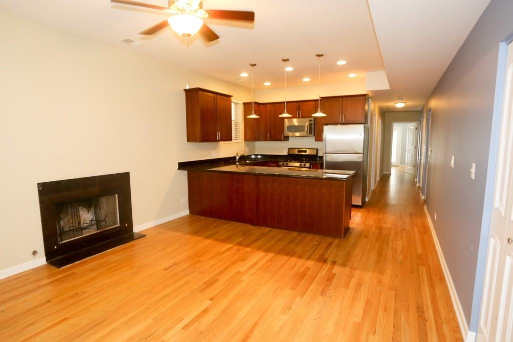 1443 W Cortez St #1 - Photo 5 of 20
